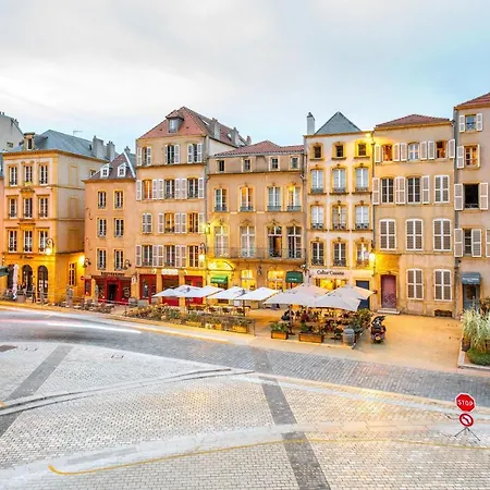 ☆ Les Pieds Sur Terre ☆ Confort ☆ Netflix ☆ * Μετς