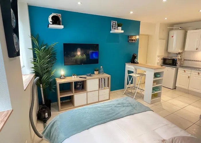 ☆ Les Pieds Sur Terre ☆ Confort ☆ Netflix ☆ *